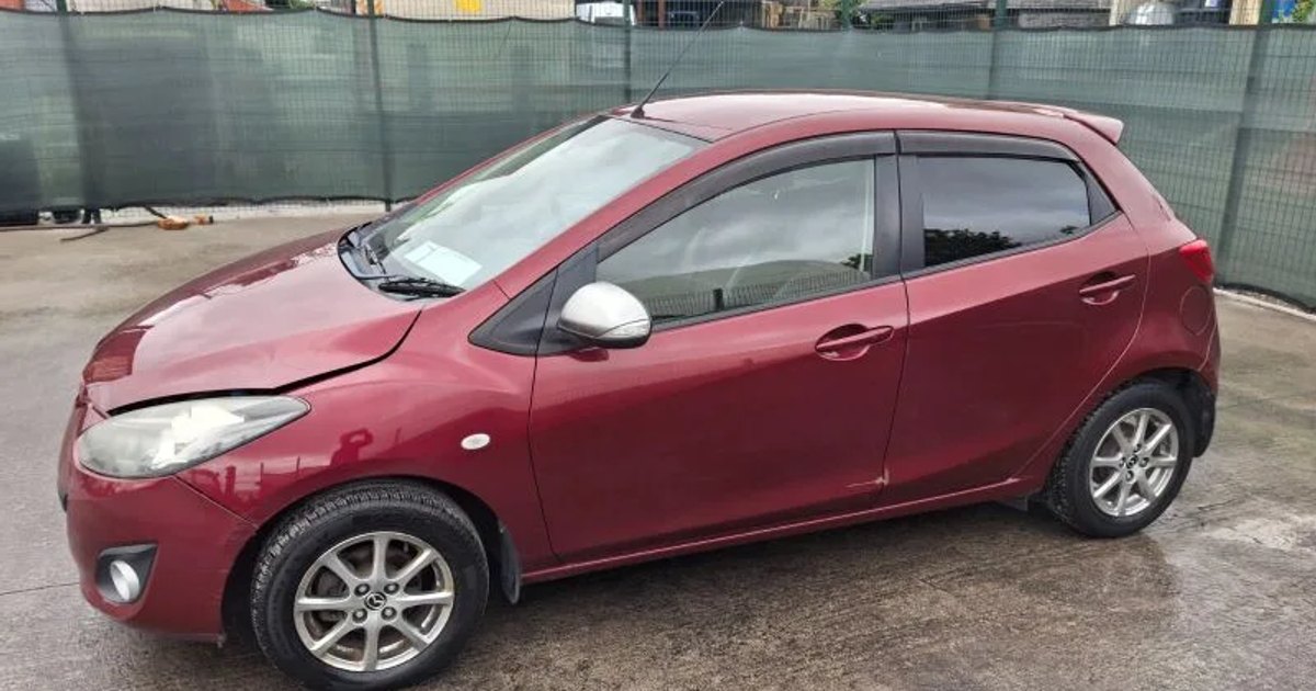 2014 Mazda Demio