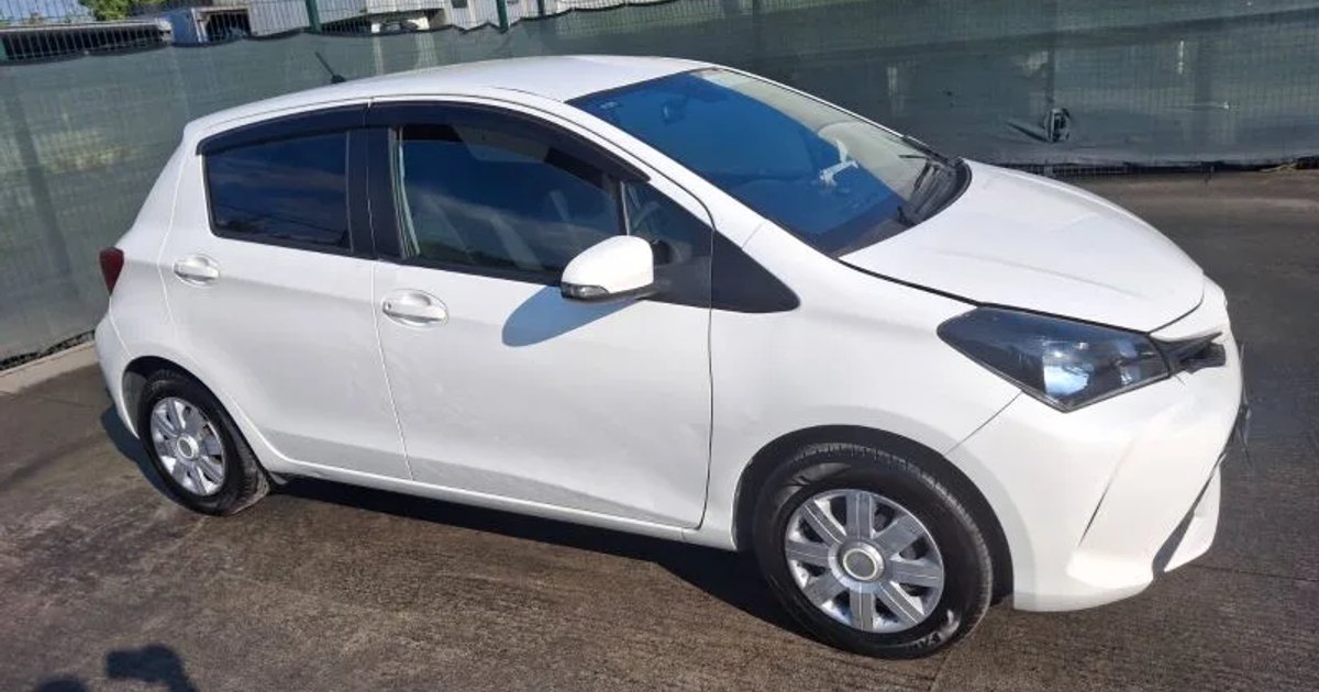 2016 Toyota Vitz