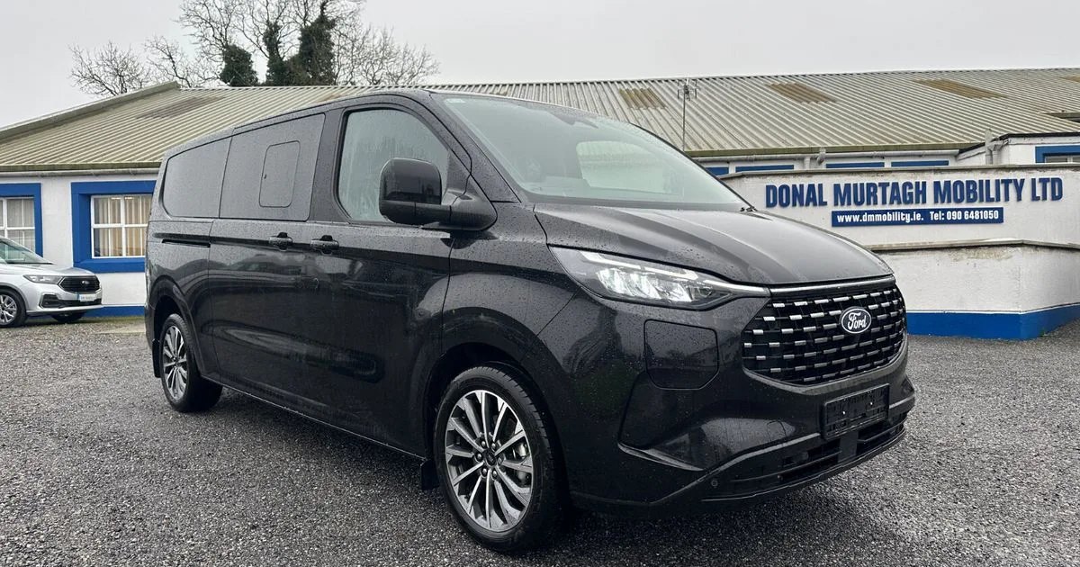 2026 Ford Tourneo Custom