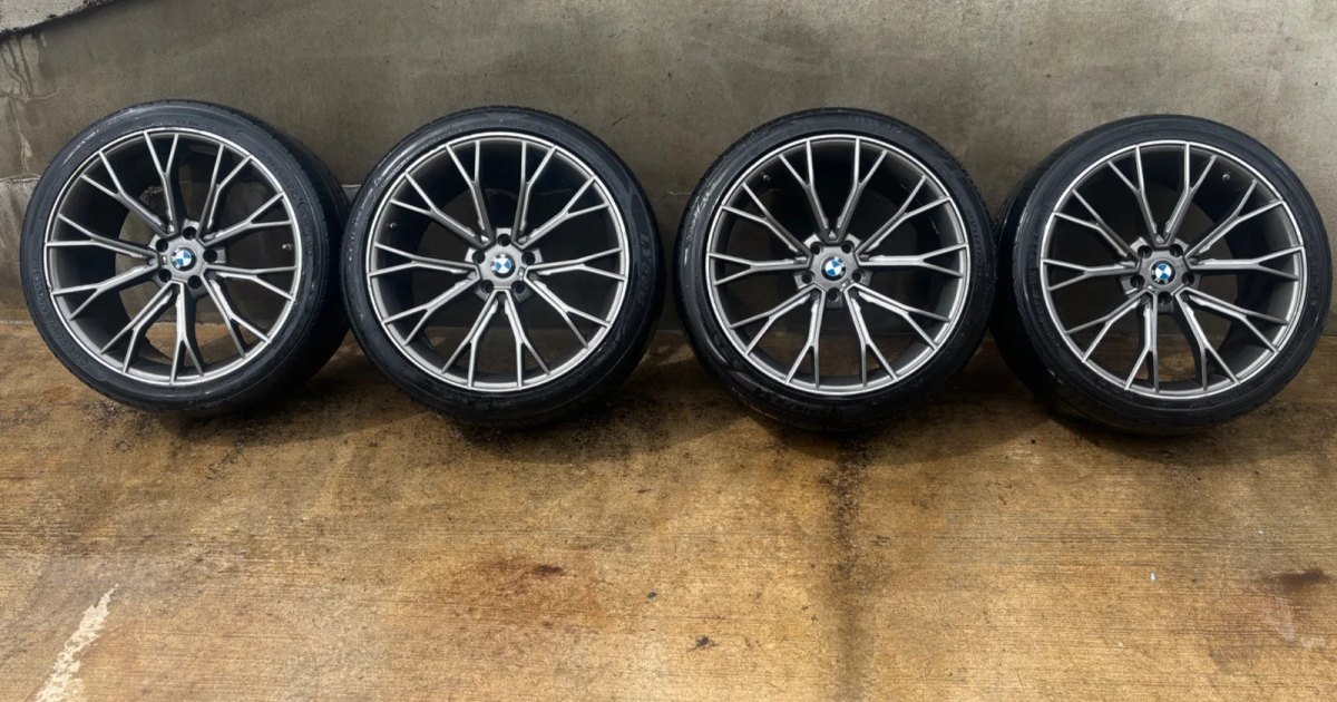 Auto part for sale