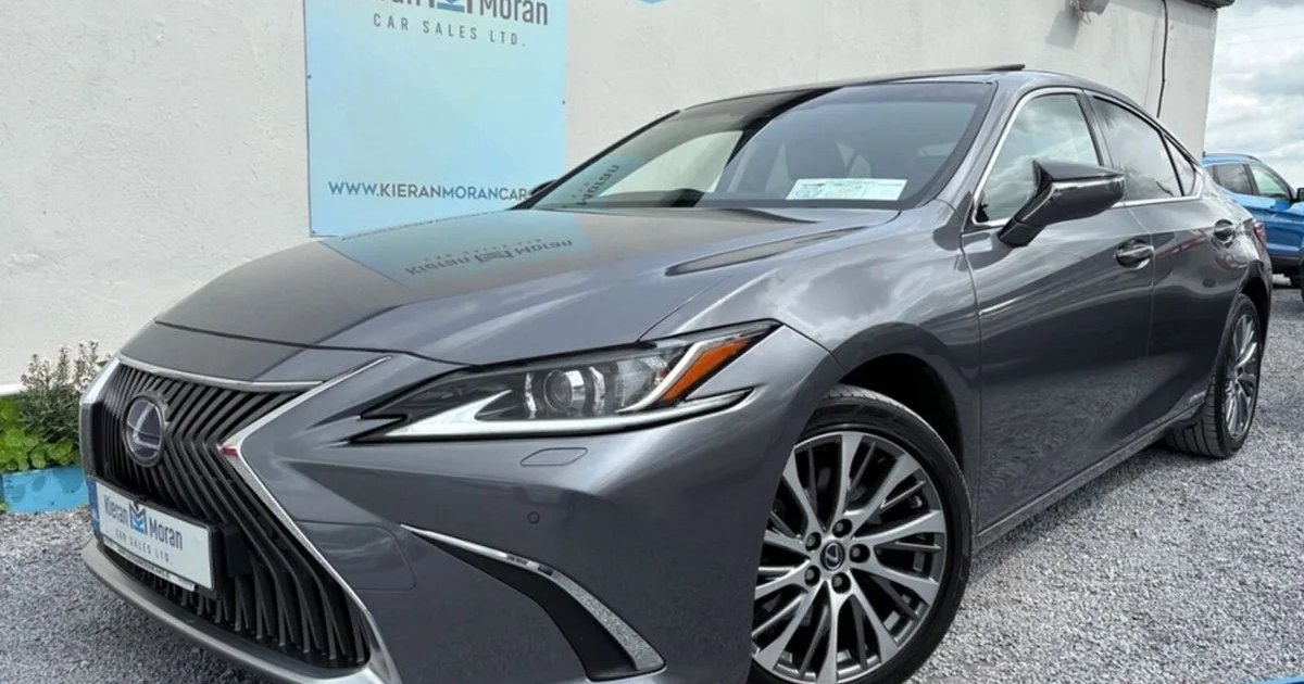 2021 Lexus ES