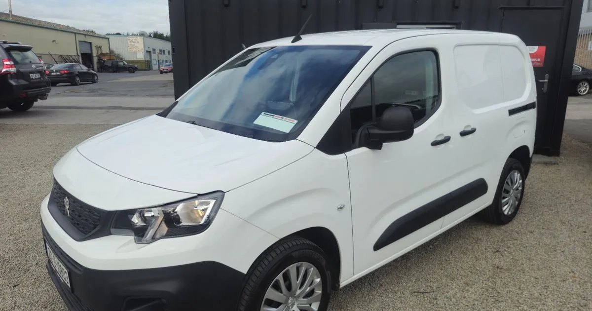 2021 Peugeot Partner