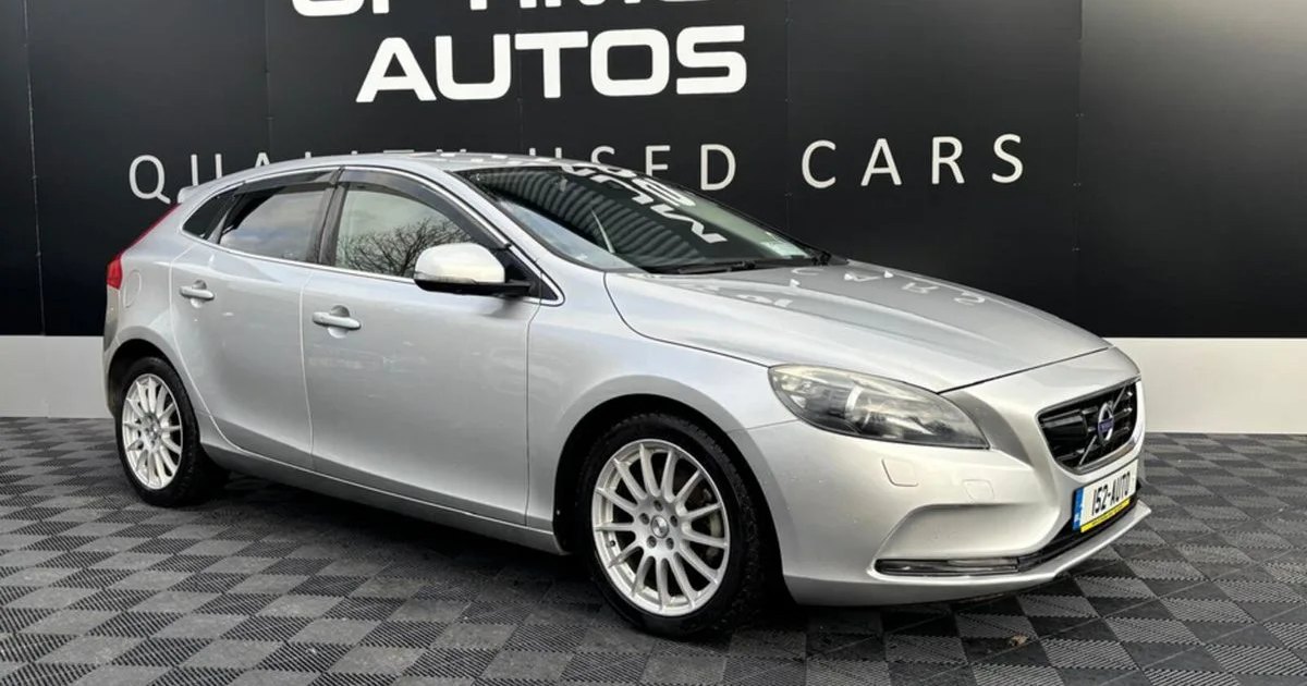 2015 Volvo V40