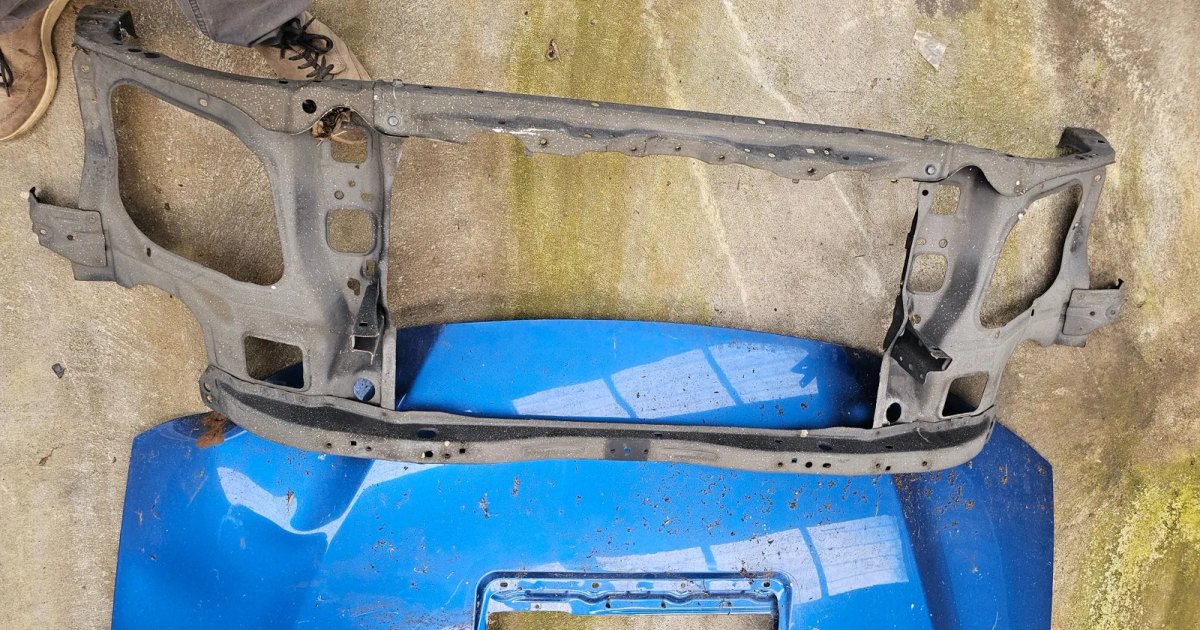 Auto part for sale