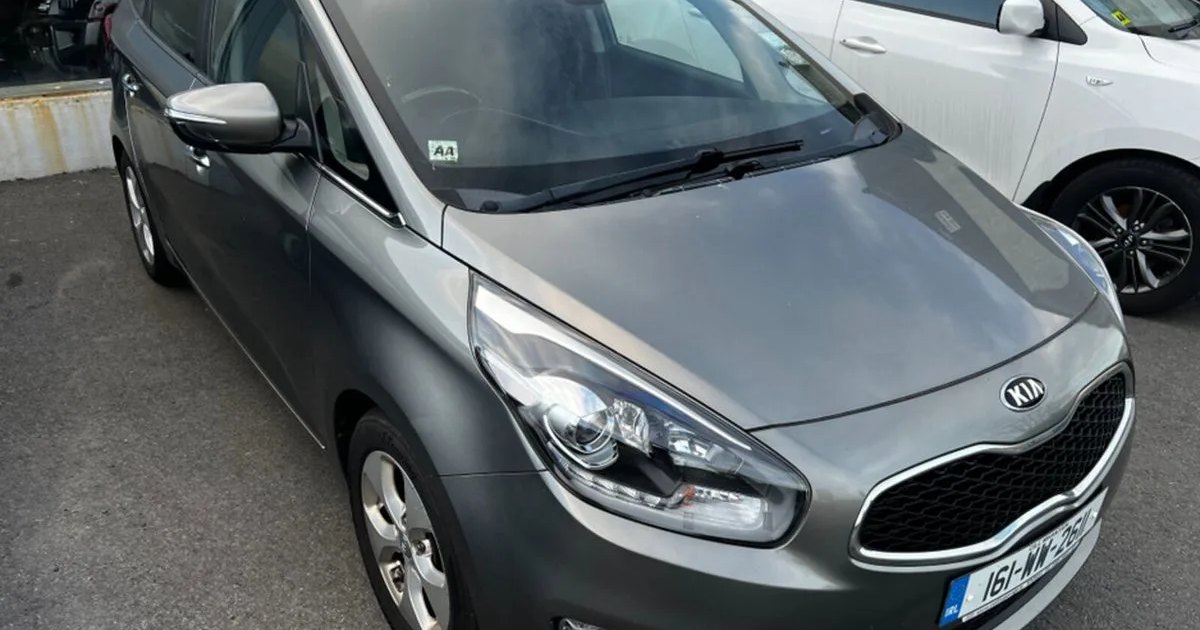 2016 Kia Carens