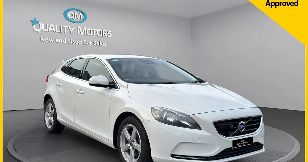 2015 Volvo V40