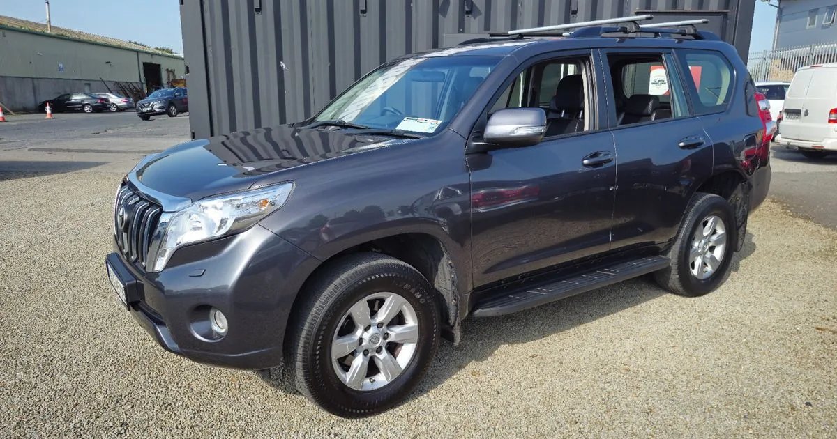 2016 Toyota Land Cruiser