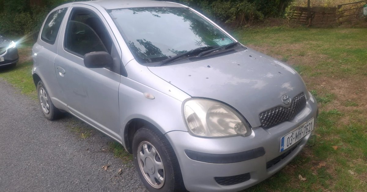 2003 Toyota Yaris