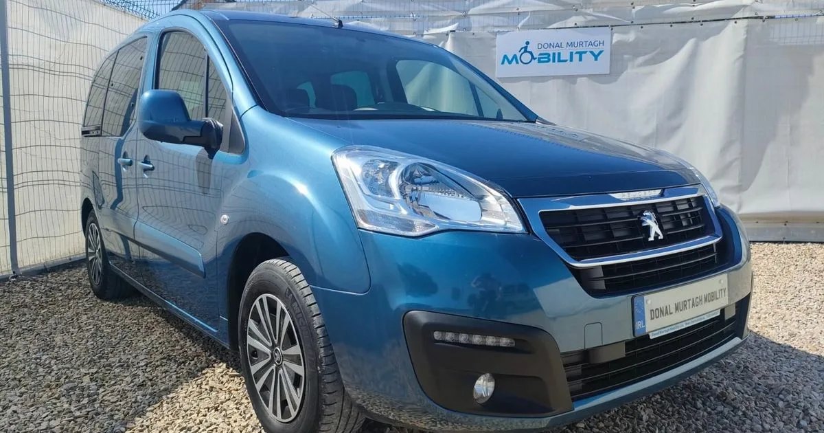 2017 Peugeot Partner Tepee