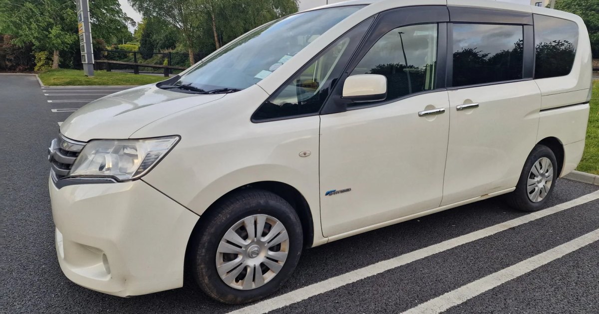 2013 Nissan Serena