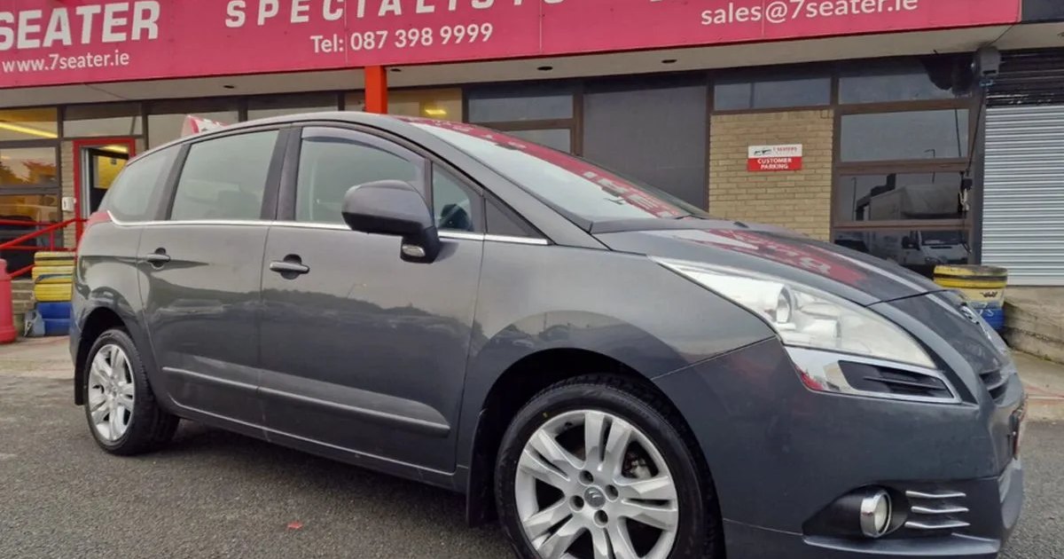 2012 Peugeot 5008