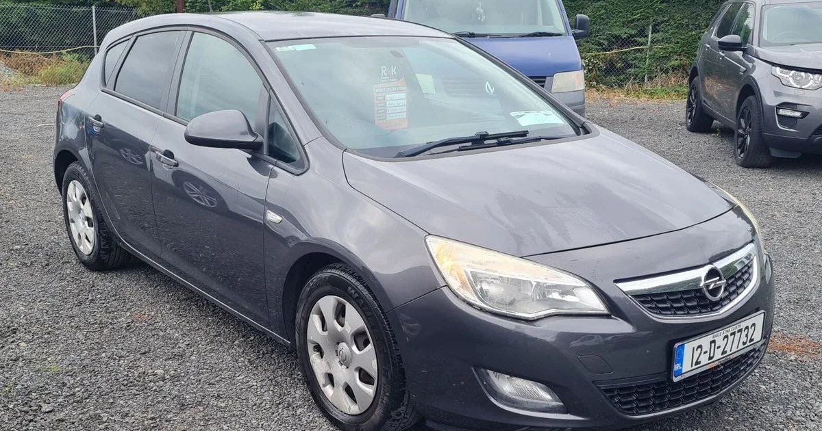 2012 Opel Astra