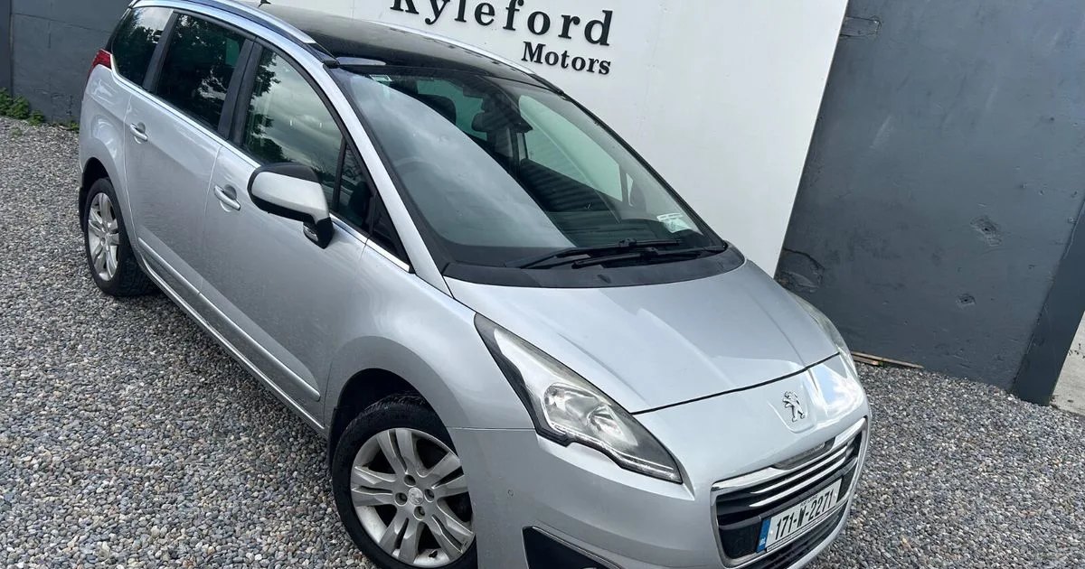 2017 Peugeot 5008