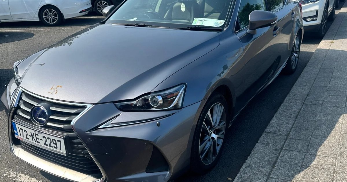 2017 Lexus IS