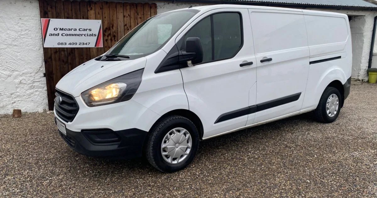 2022 Ford Transit Custom
