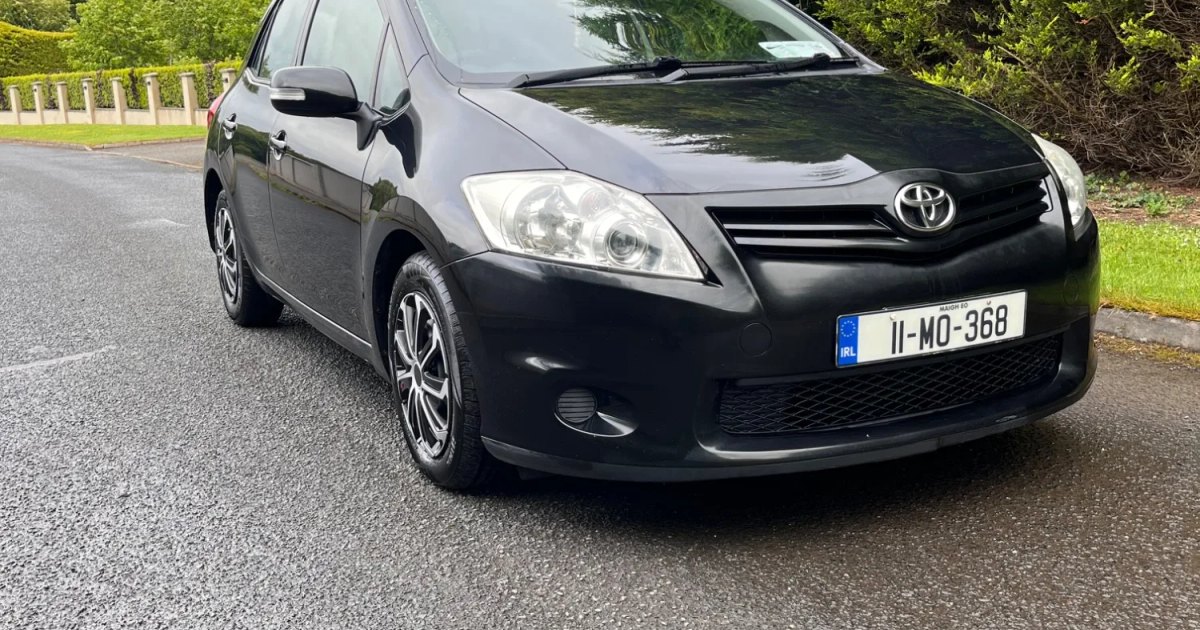 2011 Toyota Auris