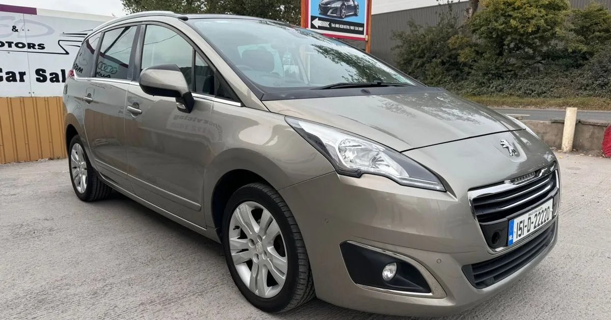 2015 Peugeot 5008