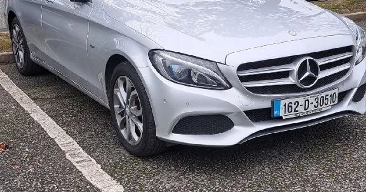 2016 Mercedes-Benz C-Class