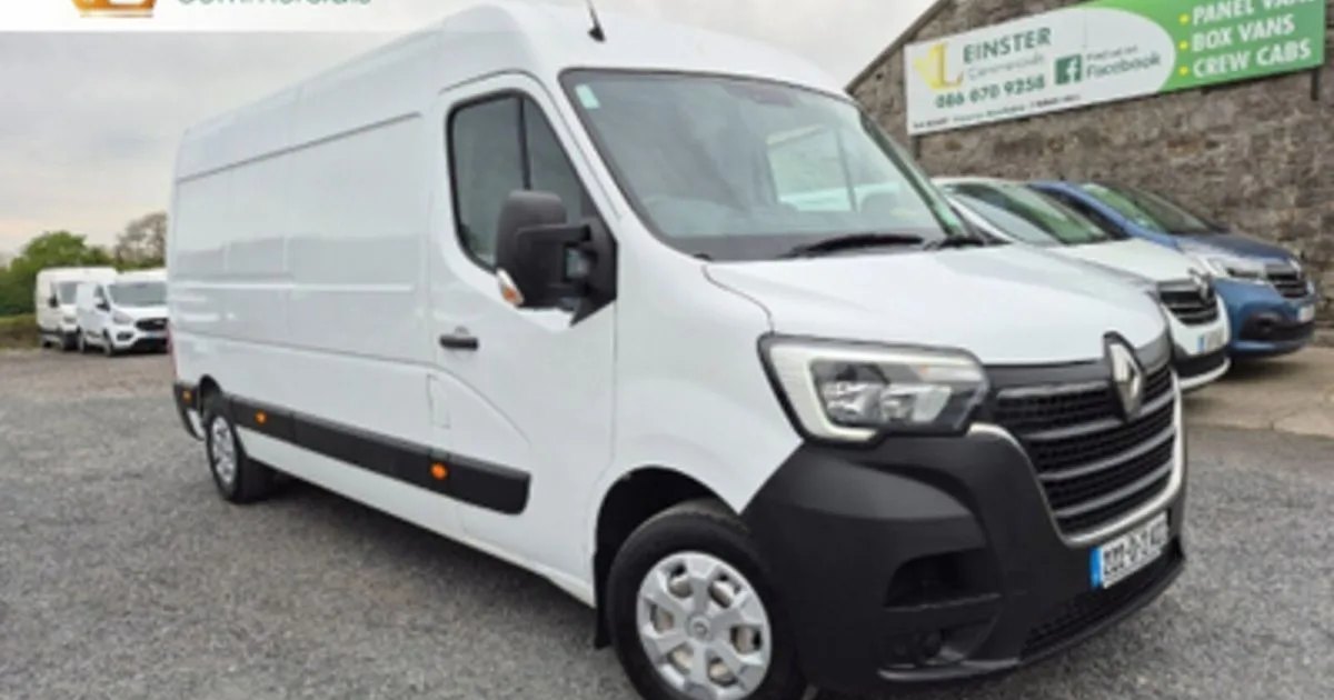 2022 Renault Master