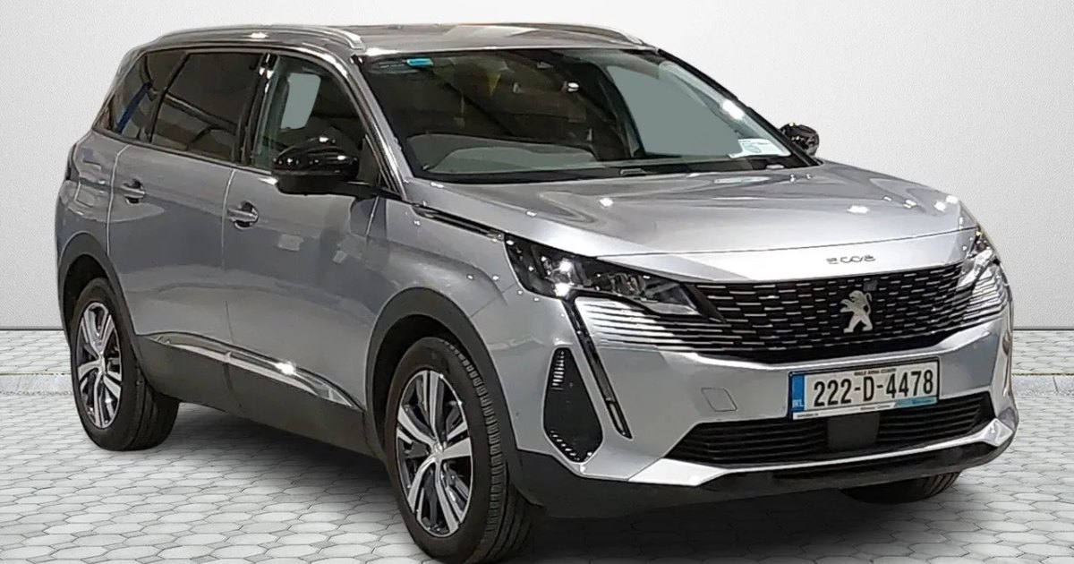 2022 Peugeot 5008