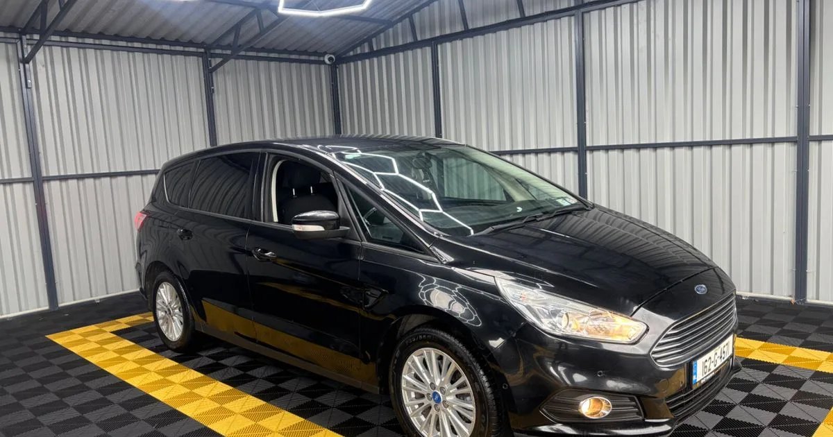 2016 Ford S-Max