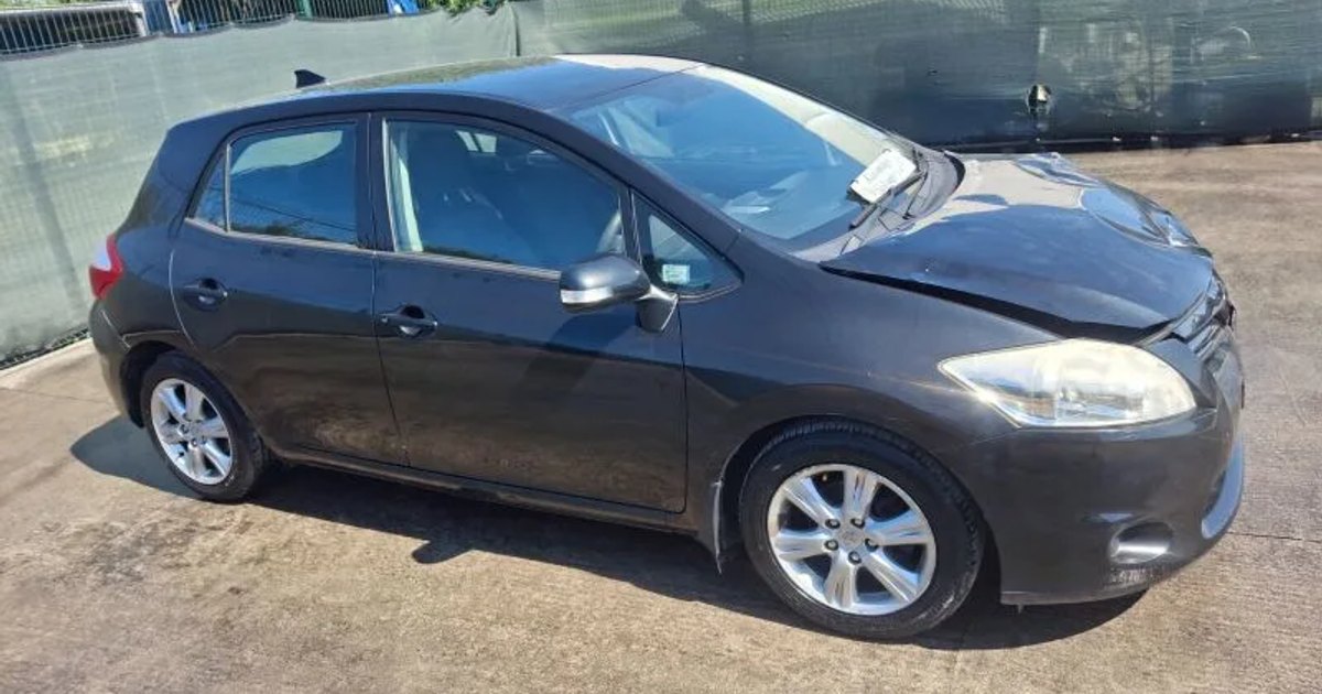 2012 Toyota Auris