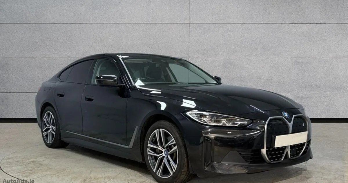 2022 BMW i4