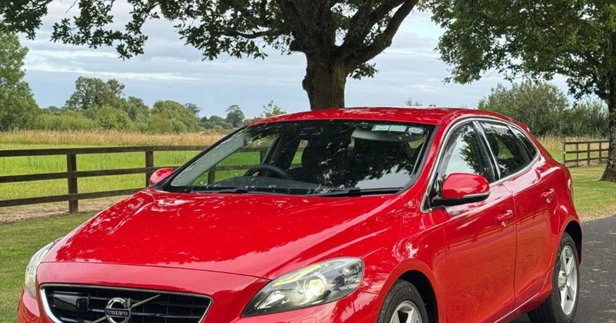 2015 Volvo V40