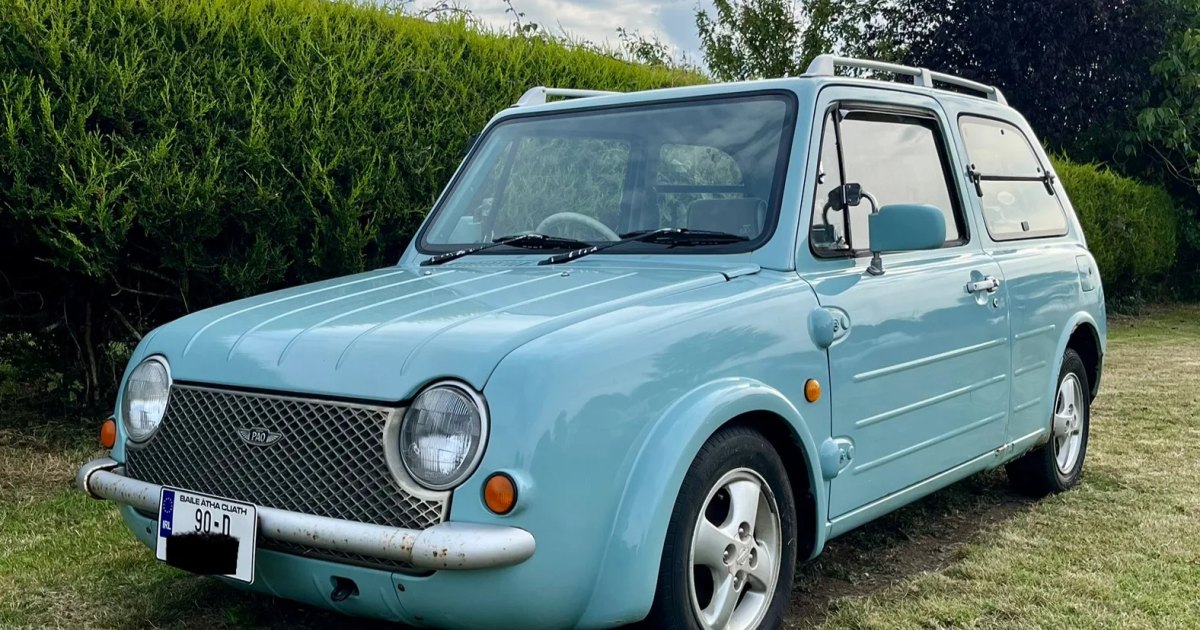 1990 Nissan Pao