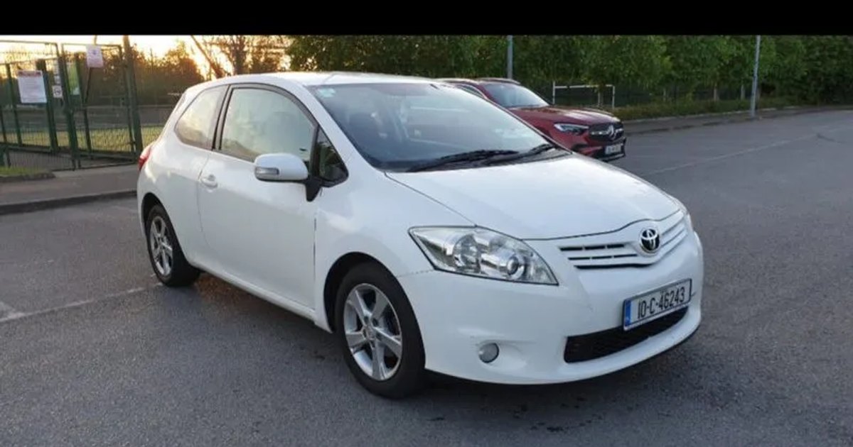 2010 Toyota Auris