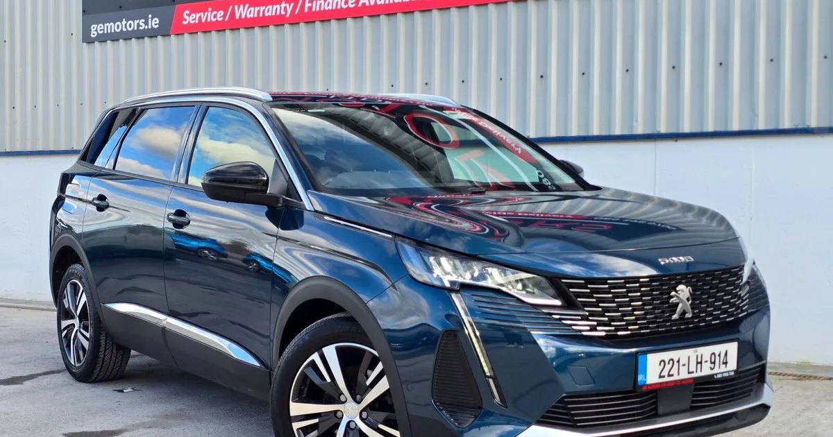 2022 Peugeot 5008