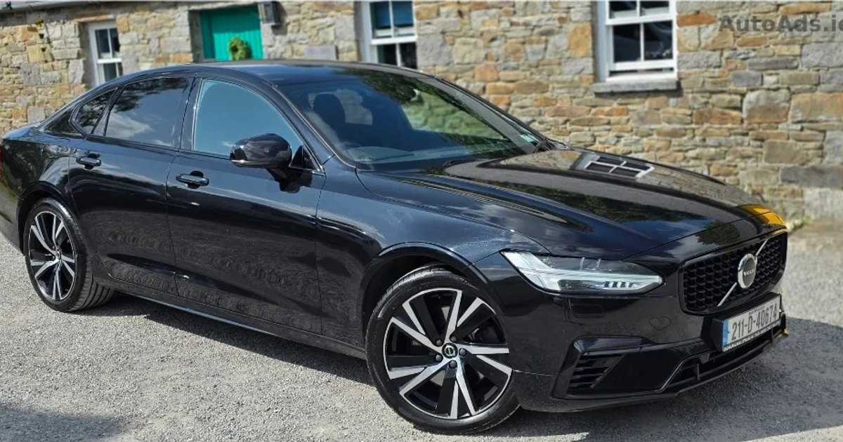 2021 Volvo S90