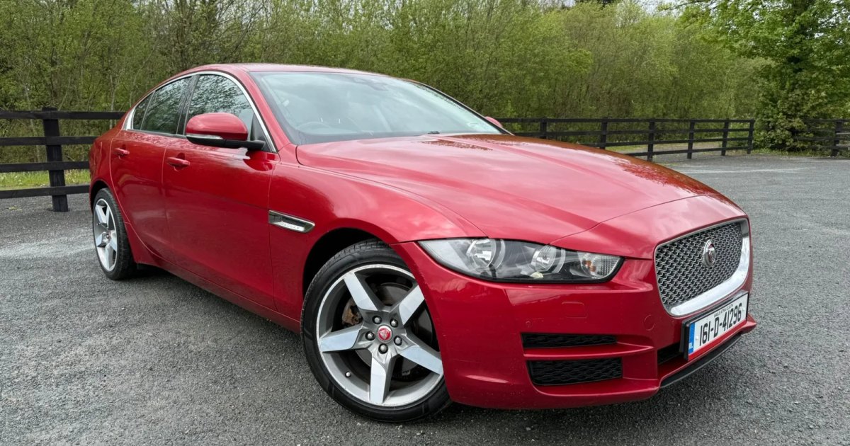 2016 Jaguar XE