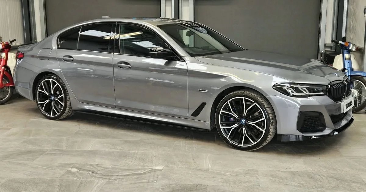 2022 BMW 5-Series
