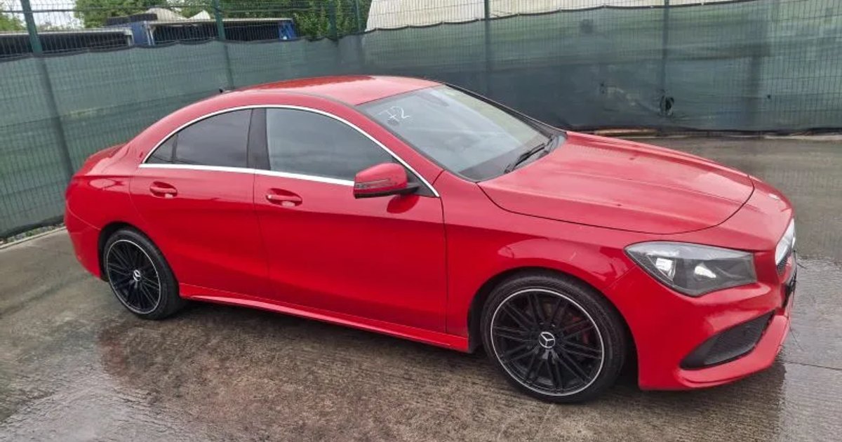 2017 MERCEDES Cla-Class
