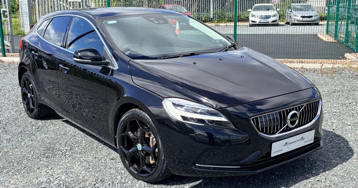2018 Volvo V40