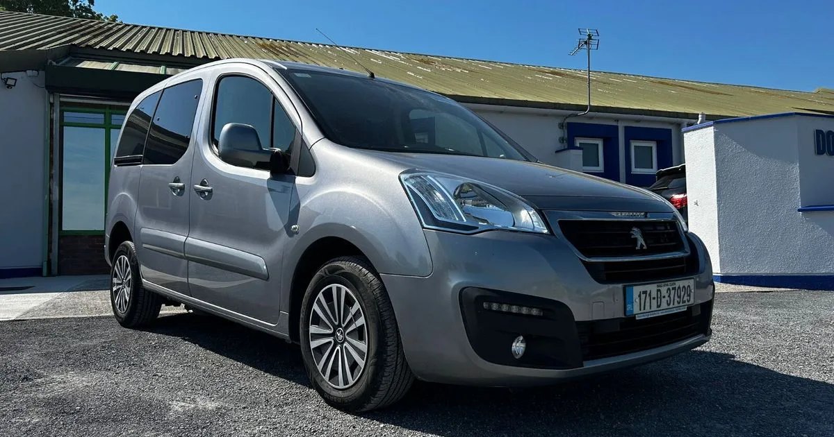 2017 Peugeot Partner Tepee