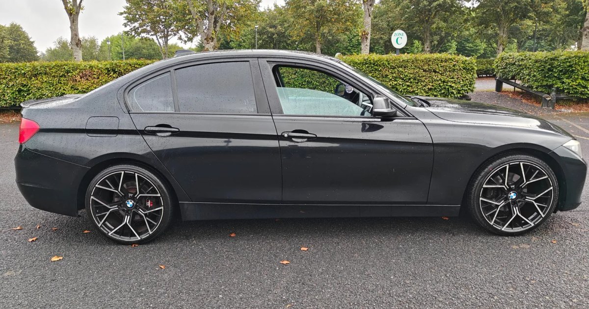 2012 BMW 3 Series