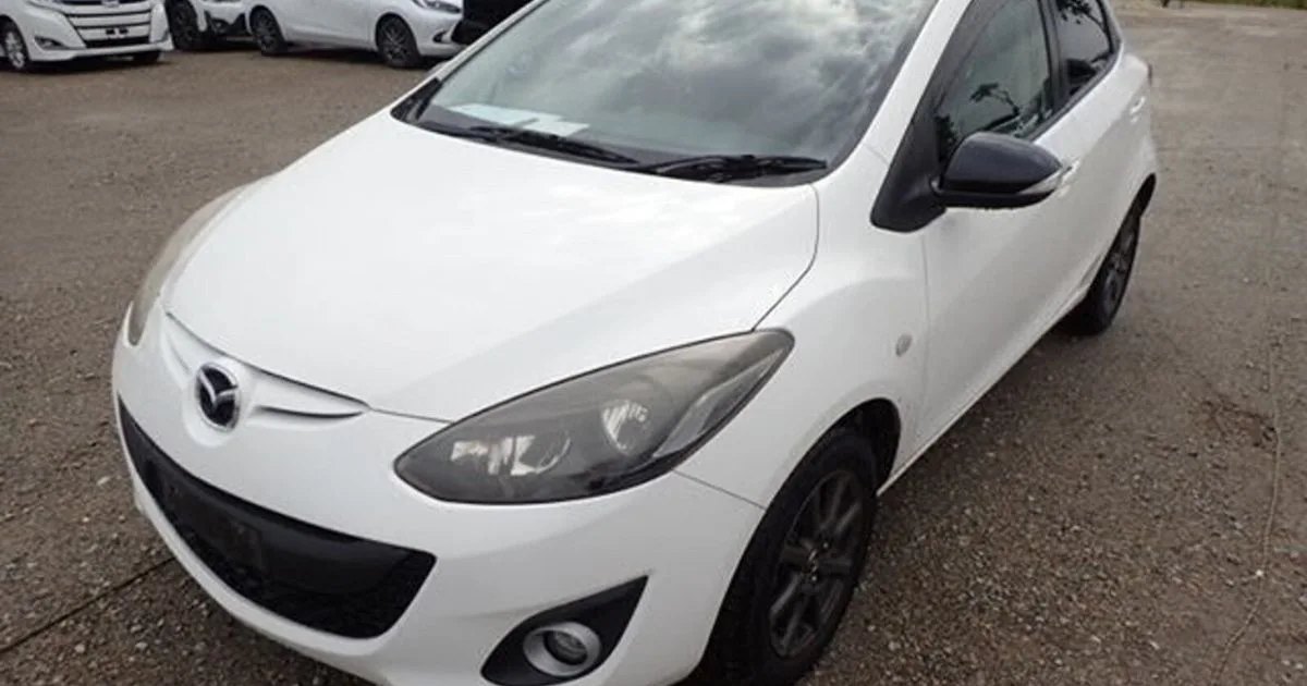 2014 Mazda Demio