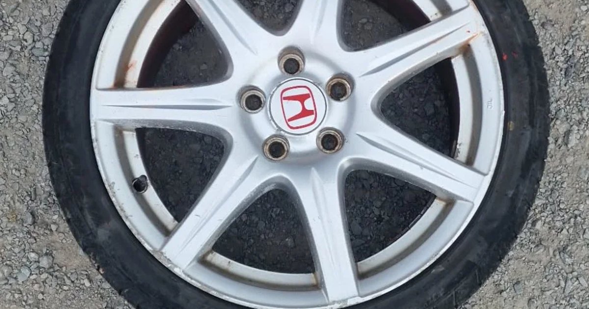 Auto part for sale