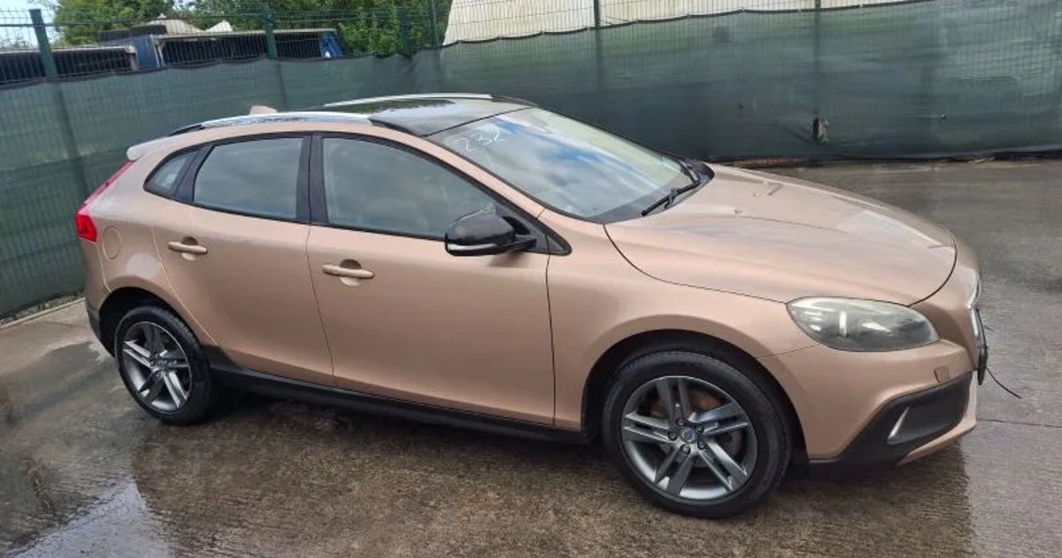 2014 Volvo V40