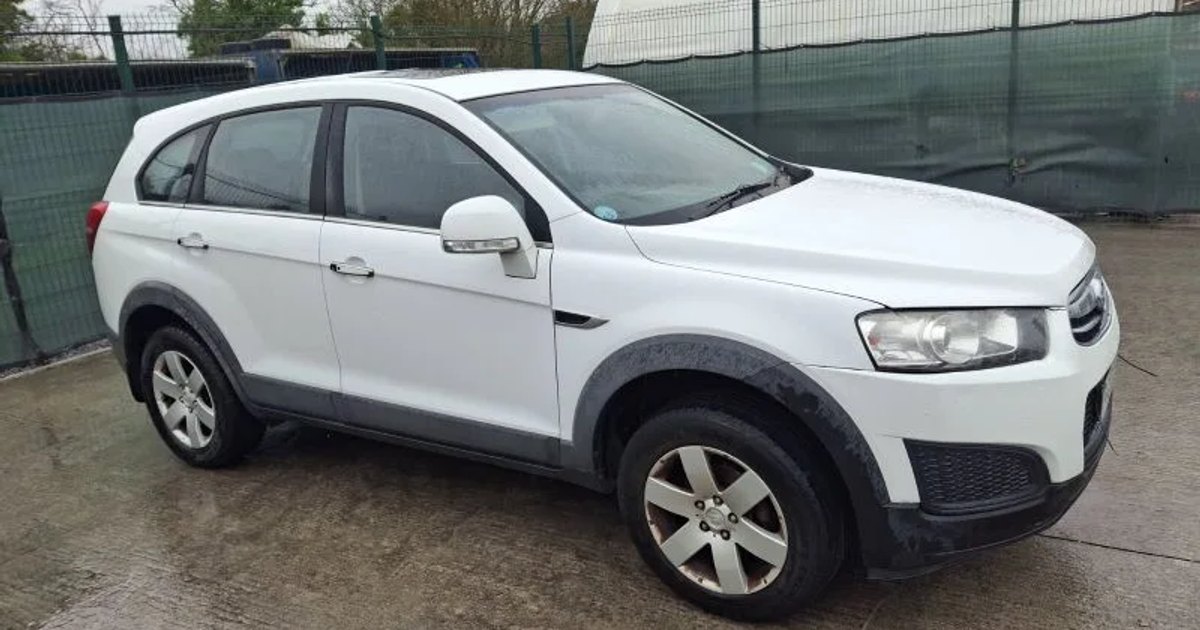 2014 HOLDEN Captiva