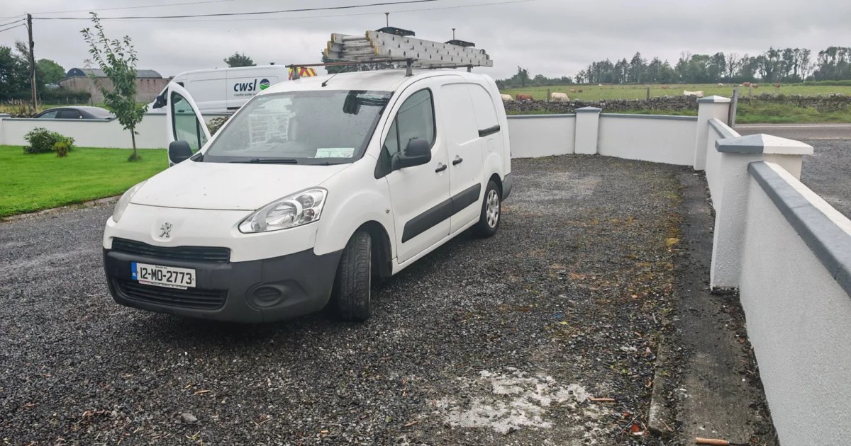 2012 Peugeot Partner