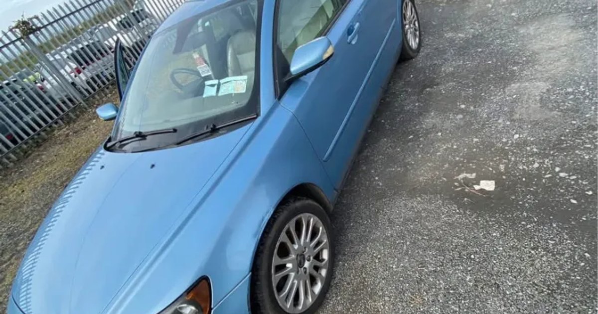 2005 Volvo S40