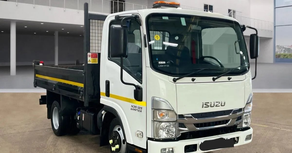 2023 Isuzu NPR