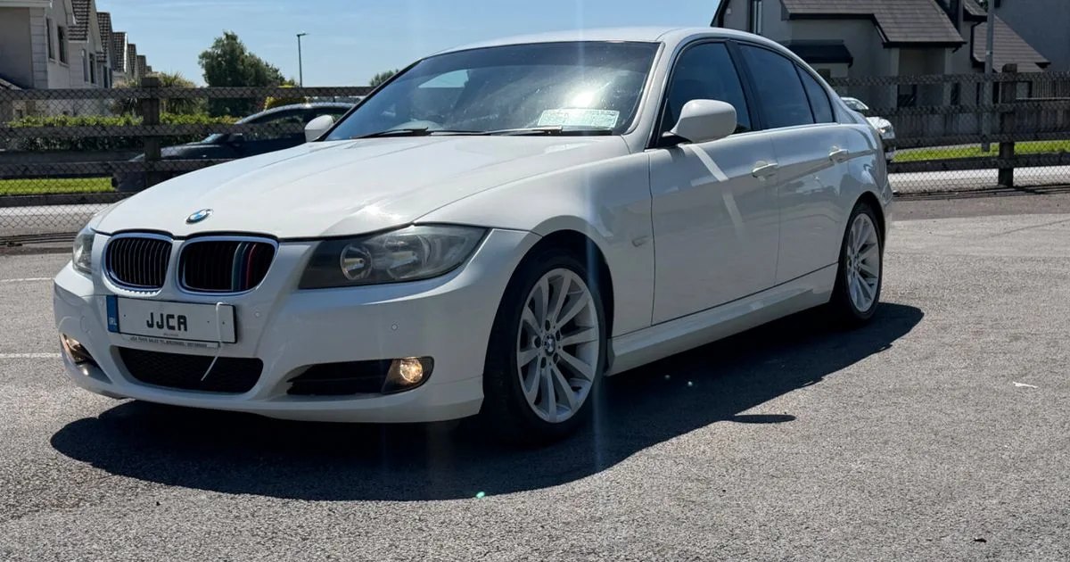 2012 BMW 3-Series