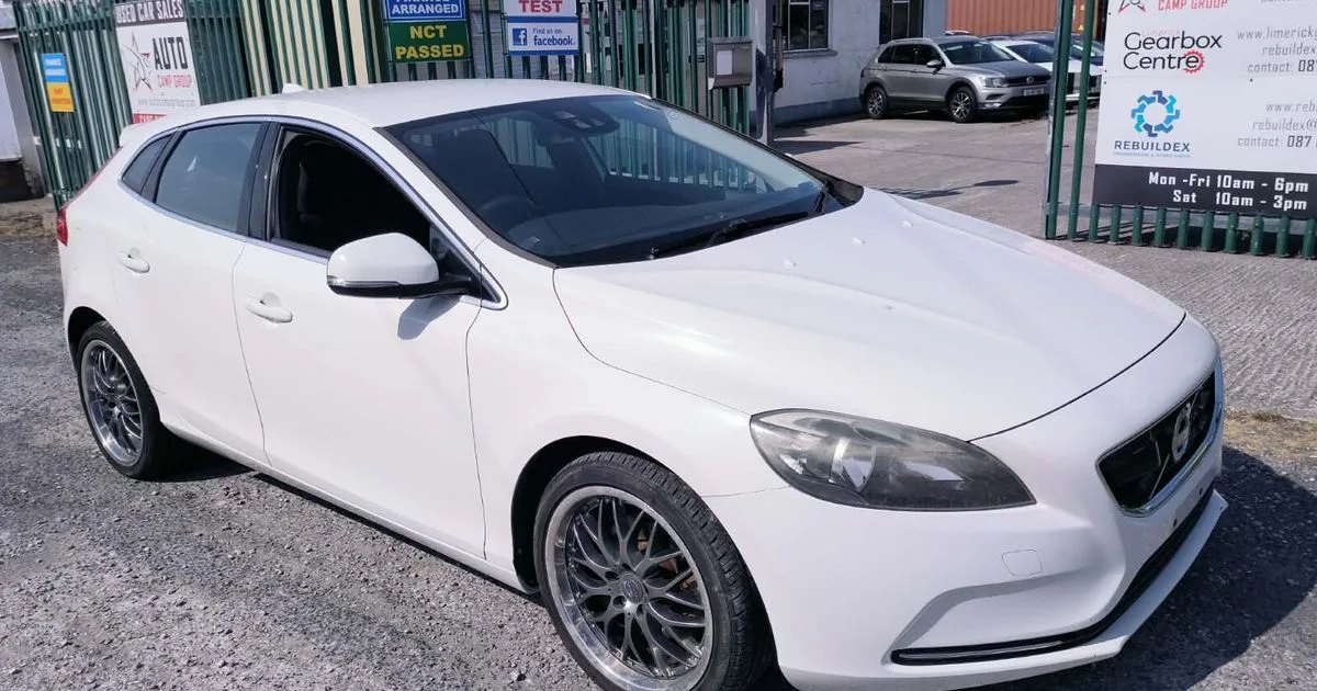 2015 Volvo V40