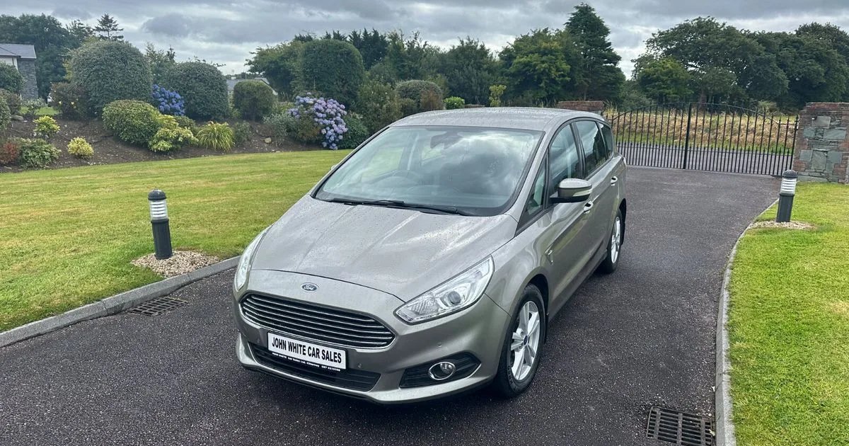 2017 Ford S-Max