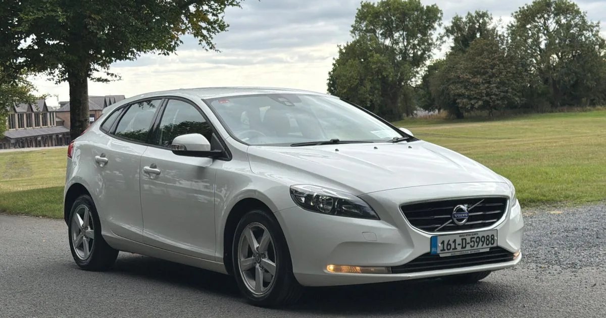 2016 Volvo V40