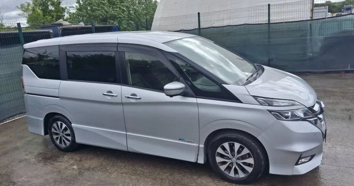 2017 Nissan Serena